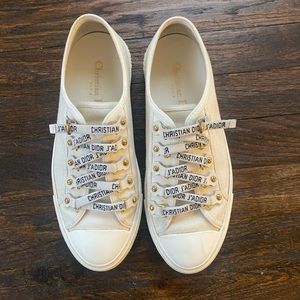 Size 38.5 Lightly worn Christian dior sneakers